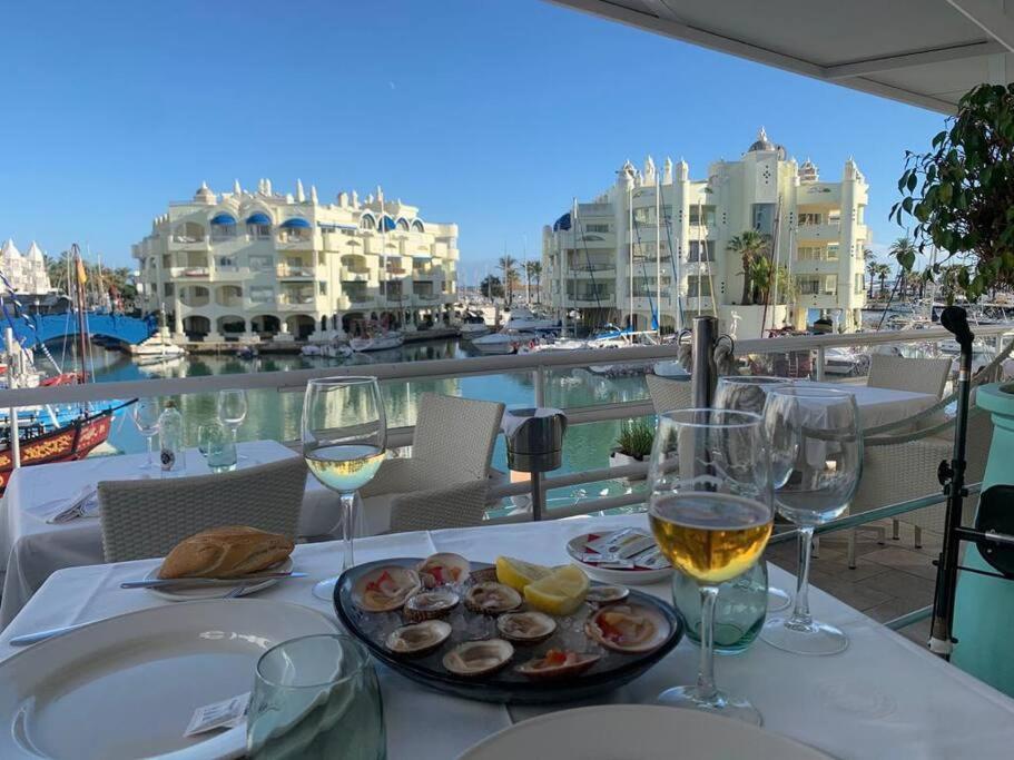 Benalmadena Costa Malaga Apartamento Muy Acogedor Con Vistas Al Mar Terraza Gigante Para Verano E Invierno Parking Dış mekan fotoğraf