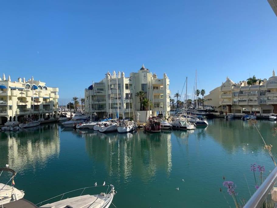 Benalmadena Costa Malaga Apartamento Muy Acogedor Con Vistas Al Mar Terraza Gigante Para Verano E Invierno Parking Dış mekan fotoğraf